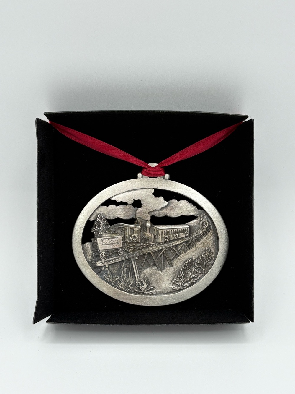 Hampshire Pewter Mount Washington Cog Railway Train Ornament 2001 Box
